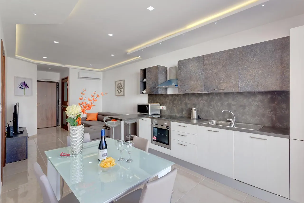 La Rive Apartment Sliema